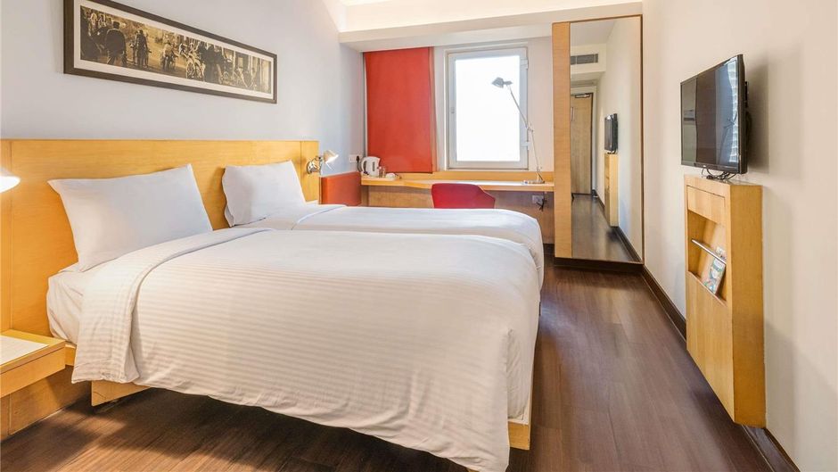 Ibis Nashik Hotel Room