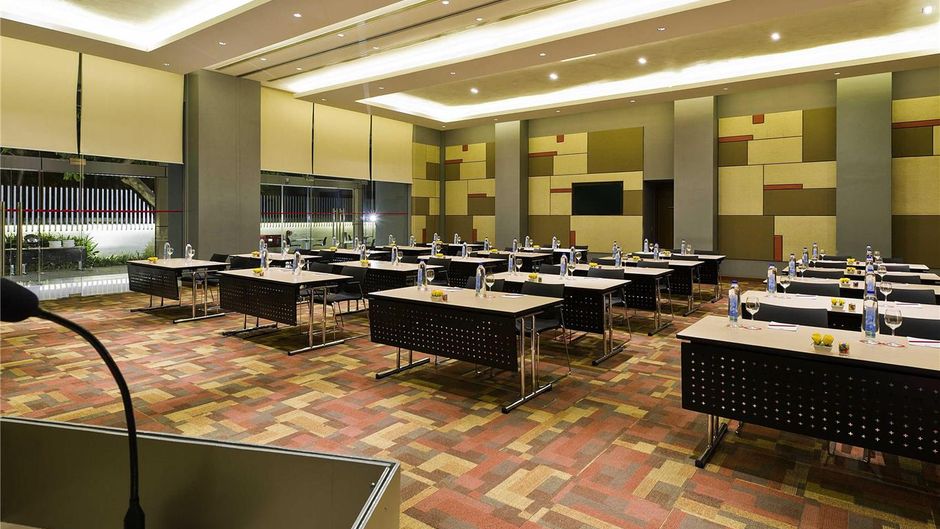 Ibis Nashik Hotel Meeting
