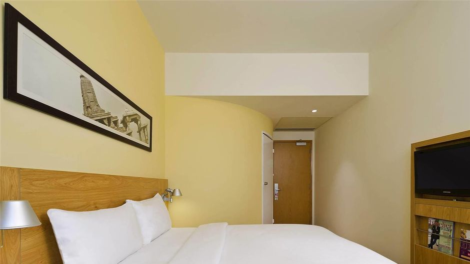 Ibis Nashik Hotel Room