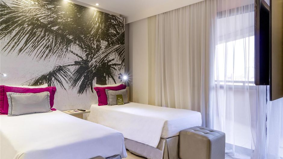 Mercure Boulevard Room