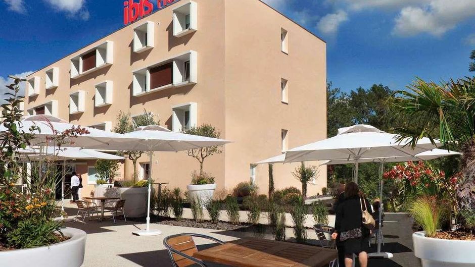 Hotel Ibis Loriol Le Pouzin Exterior
