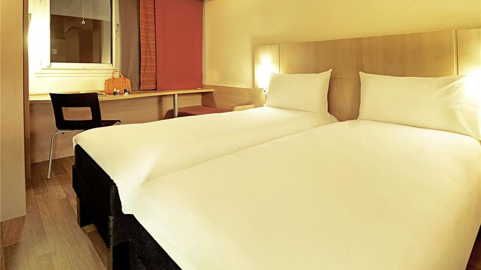 Hotel Ibis Loriol Le Pouzin Room