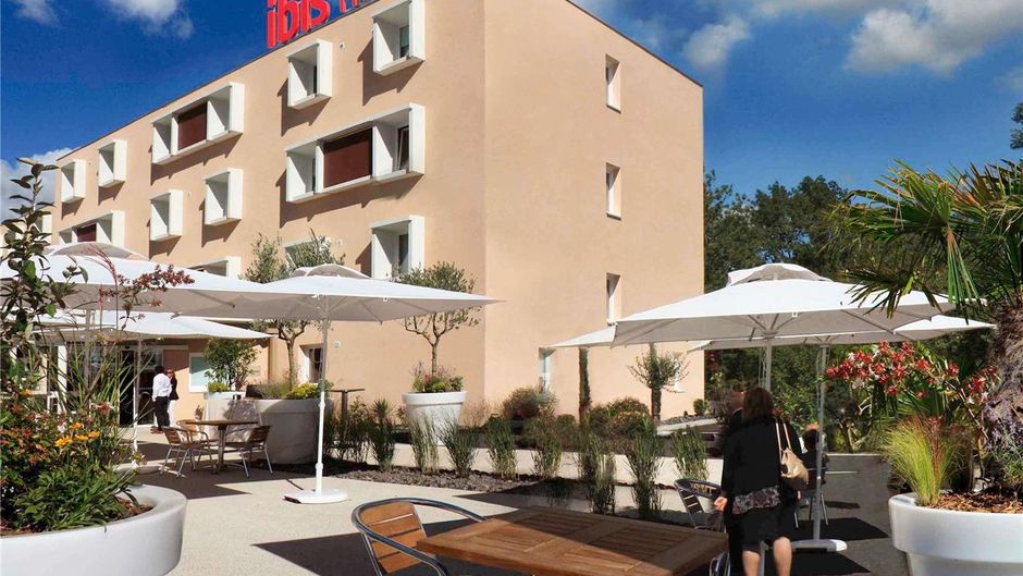Hotel Ibis Loriol Le Pouzin Exterior