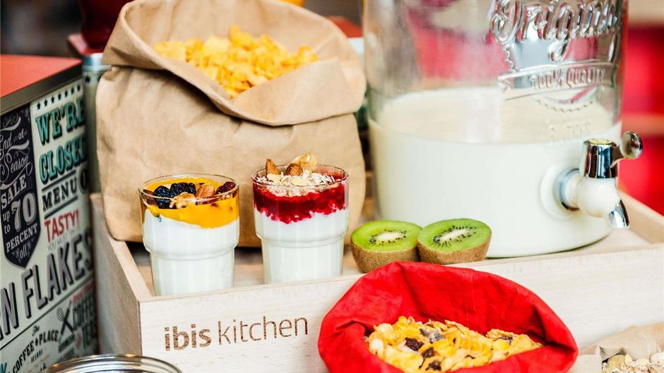 Ibis Lyon Est Chaponnay Restaurant