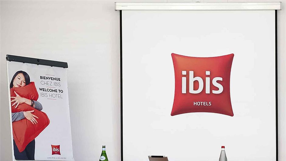 Ibis Lyon Est Chaponnay Meeting
