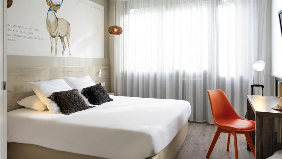 Ibis Styles Rennes Saint Gregoire Room