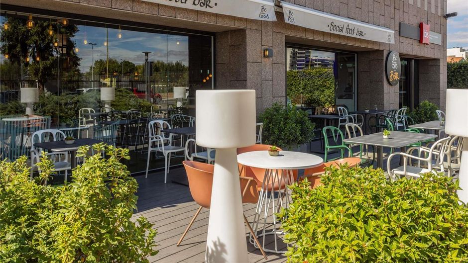 ibis Madrid Alcala de Henares la Garena Exterior