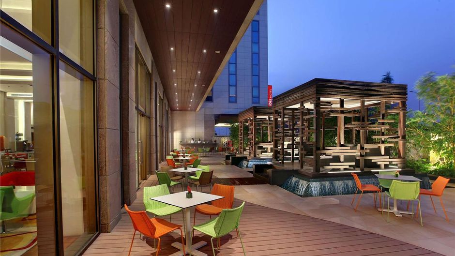Ibis Delhi Airport Exterior
