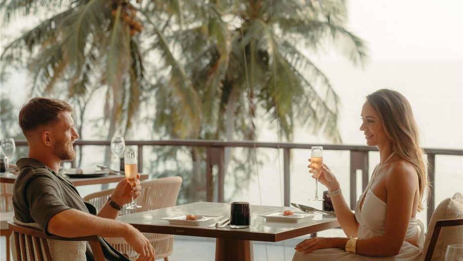 Pullman Phuket Arcadia Naithon Beach Restaurant
