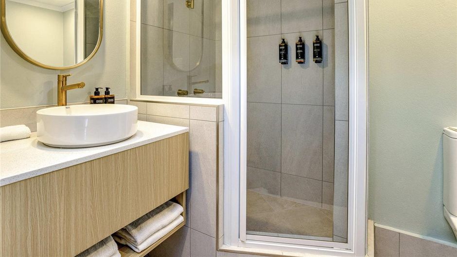 Mercure Cairns Room