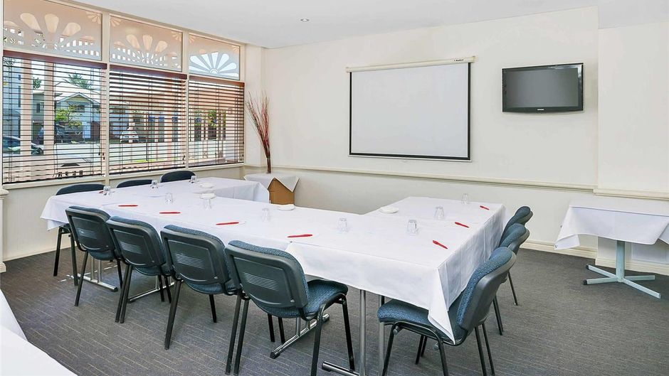 Mercure Cairns Meeting