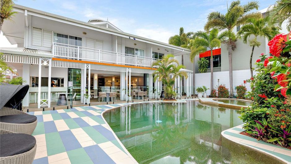 Mercure Cairns Other