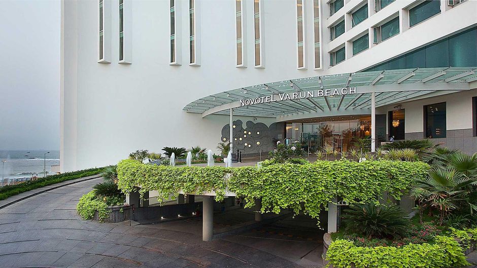 Novotel Visakhapatnam Varun Beach Exterior
