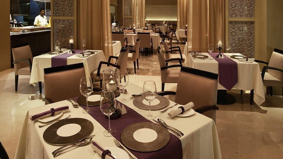 Novotel Visakhapatnam Varun Beach Restaurant