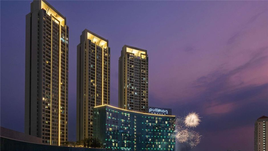 Pullman Jakarta Central Park Exterior