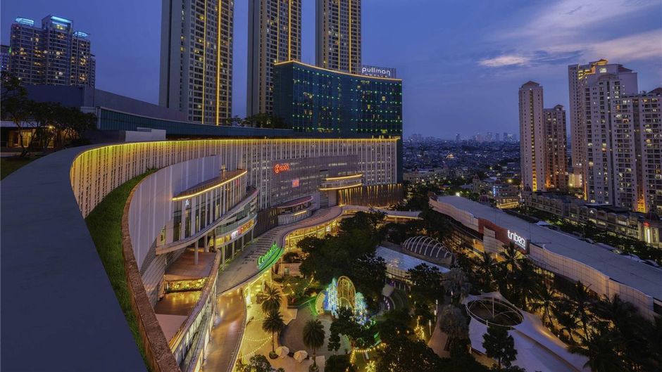 Pullman Jakarta Central Park Exterior