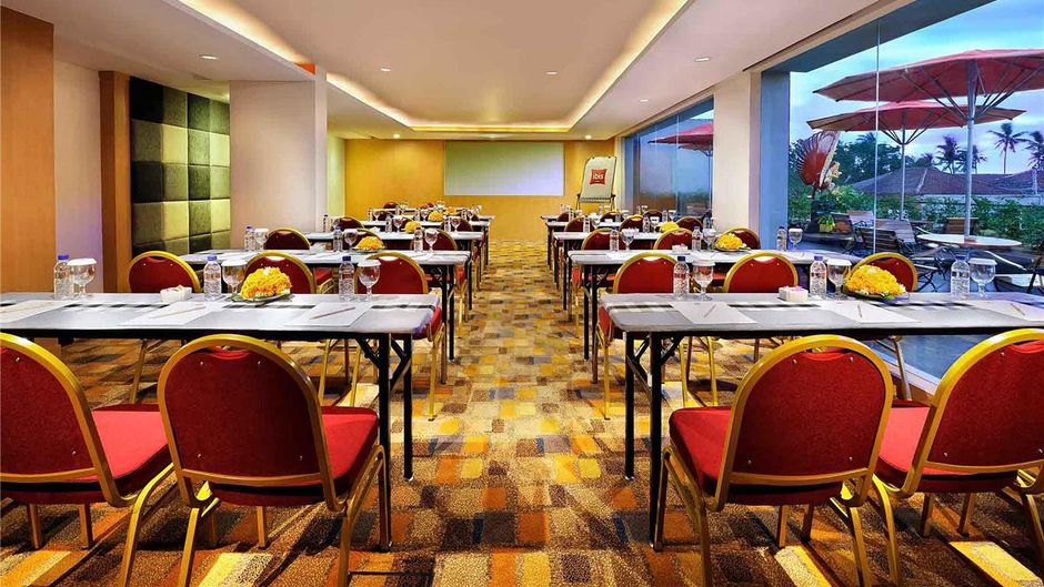 Ibis Bali Kuta Meeting