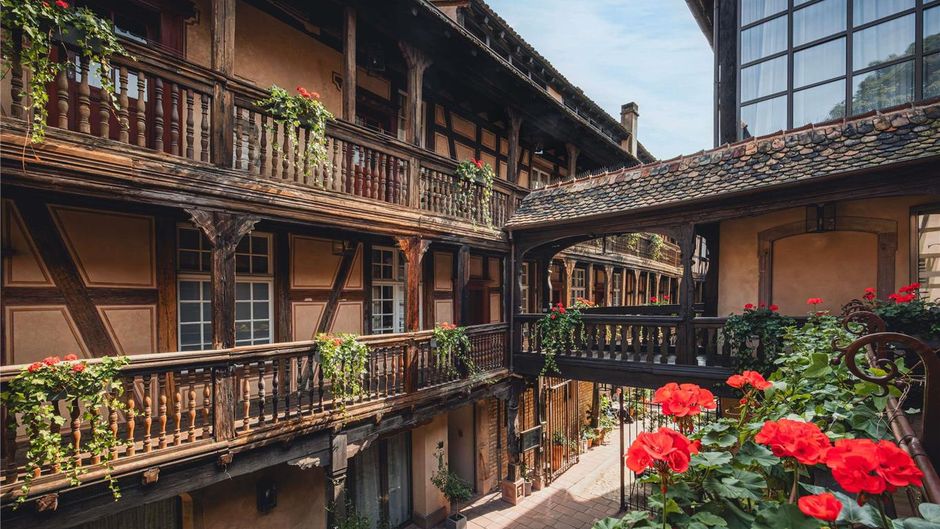 Hotel Cour du Corbeau Exterior
