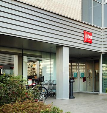 Ibis Lleida Hotel