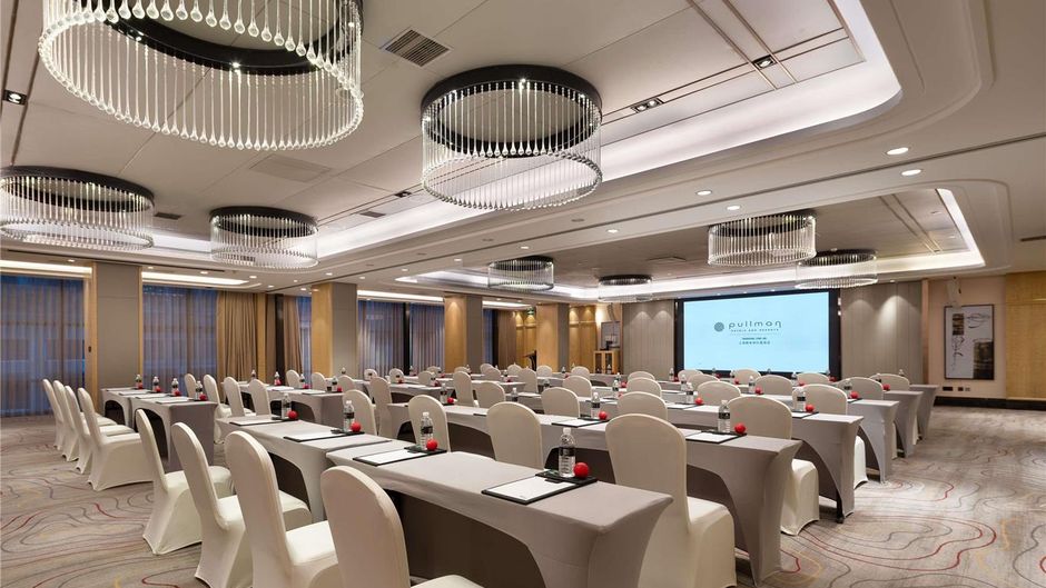 Pullman Shanghai Jing'an Hotel Meeting
