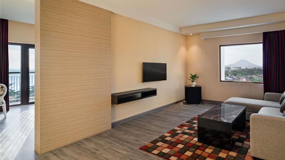 Mercure Padang Room