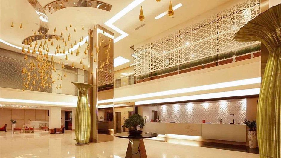 Mercure Padang Exterior