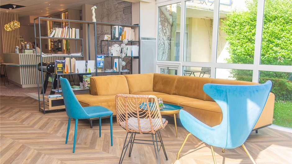 Ibis Styles Chinon Exterior