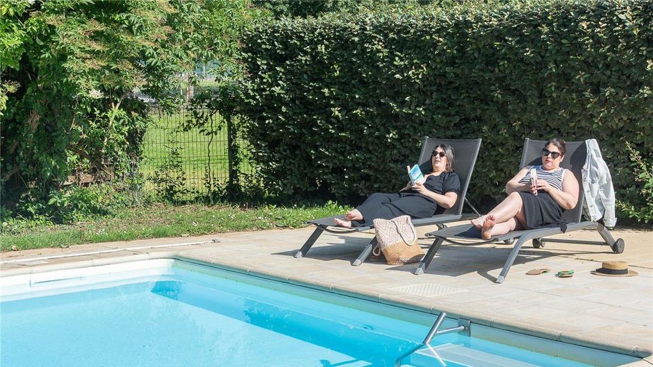 Ibis Styles Chinon Pool