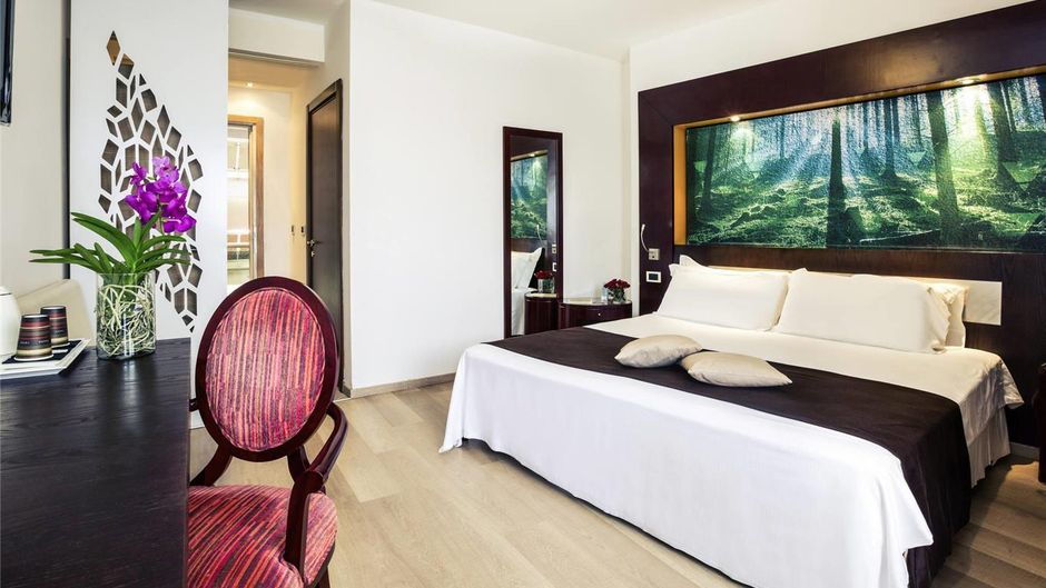 Mercure Olbia Hotel and Spa Room