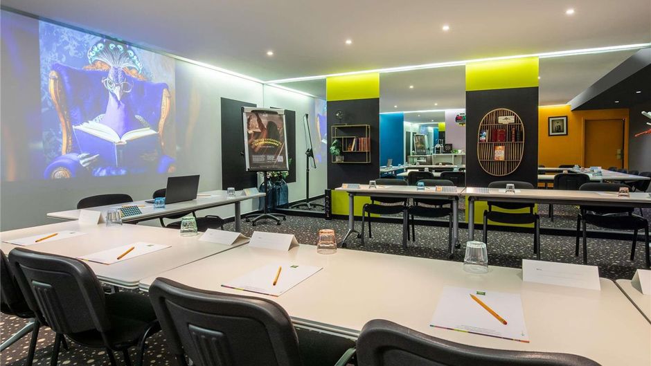 Ibis Styles Paris Tolbiac Bibliotheque Meeting