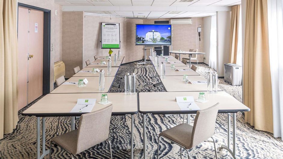 Ibis Styles Tours Centre Meeting