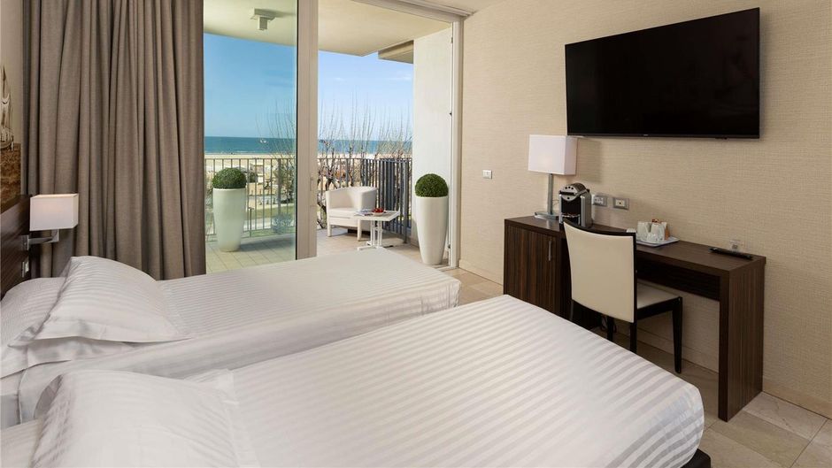 Mercure Rimini Lungomare Room