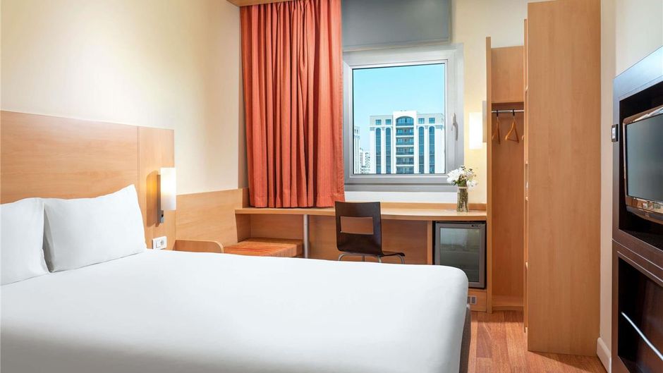 Ibis Adana Hotel Exterior
