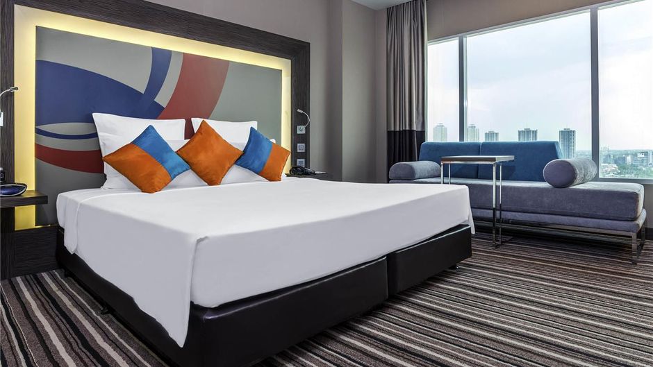 Novotel Bangkok Impact Room