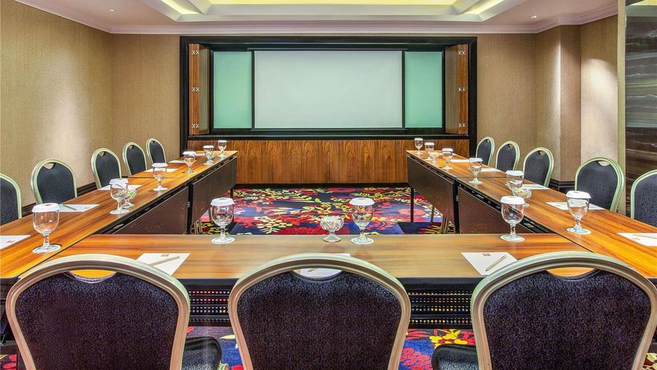 Ibis Bandung Supermal Meeting