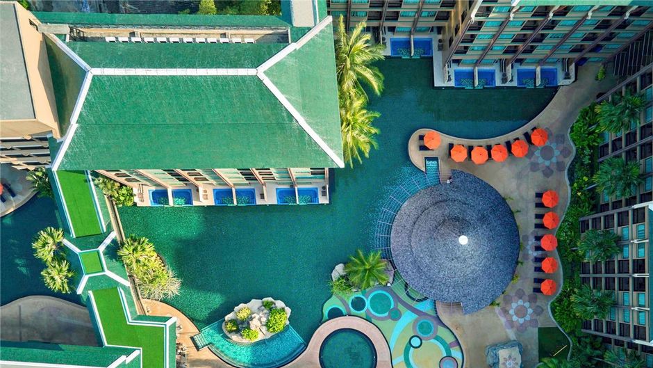 Novotel Phuket Vintage Park Pool