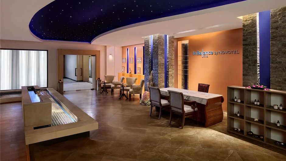 Novotel Phuket Vintage Park Spa