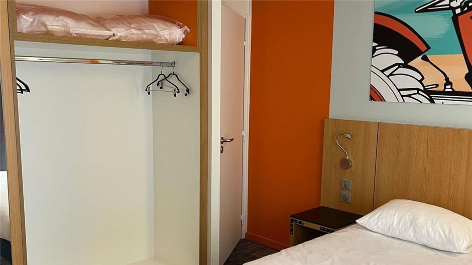 Ibis Styles Bourbon Lancy Room