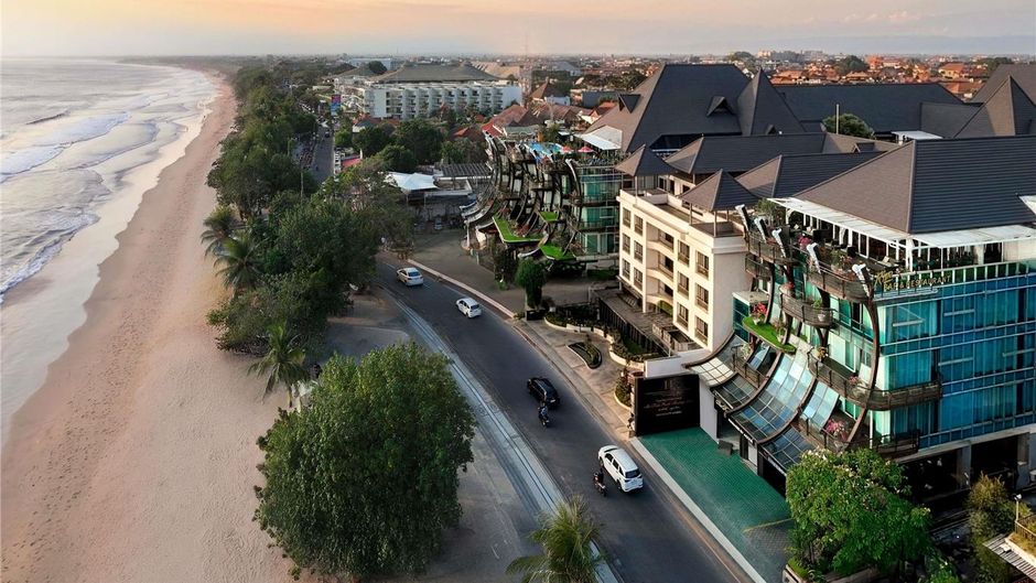 The Kuta Beach Heritage Hotel Bali Exterior