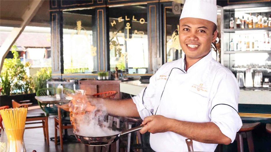 The Kuta Beach Heritage Hotel Bali Restaurant