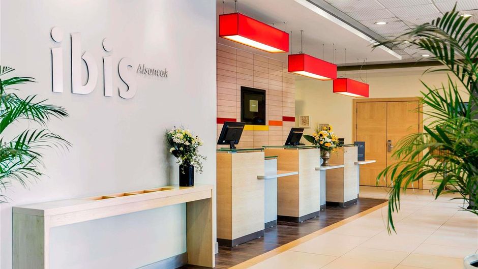 Ibis Izmir Alsancak Exterior
