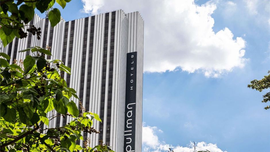 Pullman Paris Montparnasse Exterior