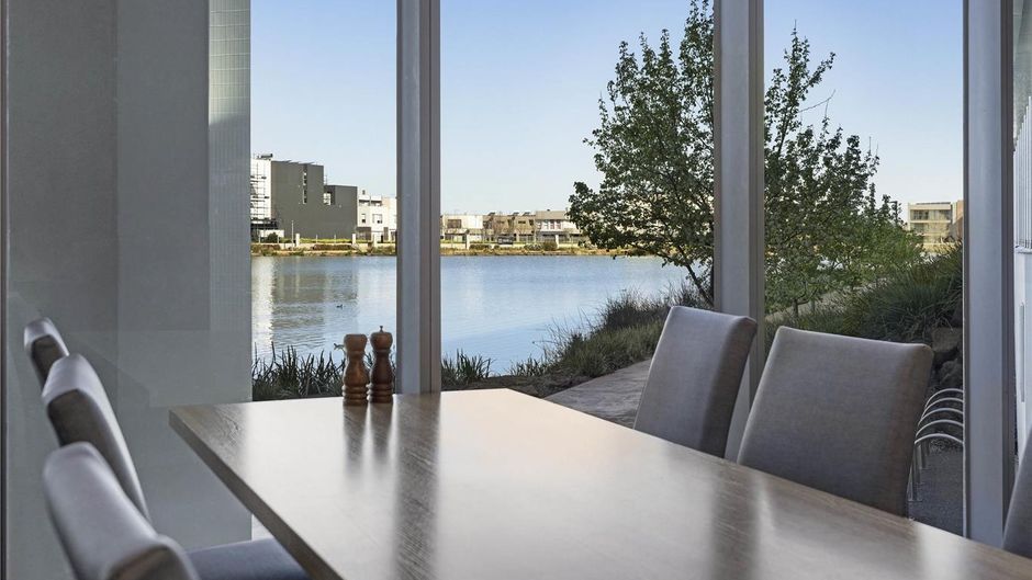 Mercure Melbourne Caroline Springs Meeting