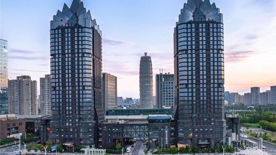 Novotel Zhengzhou Convention Exterior