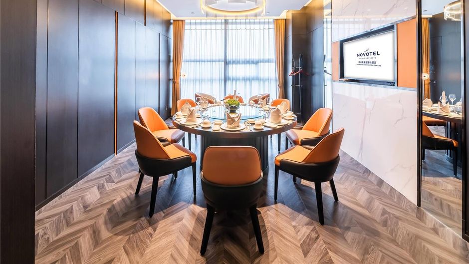 Novotel Zhengzhou Convention Restaurant