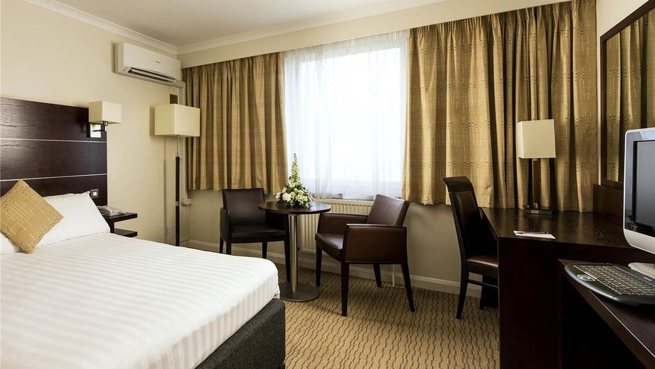 Mercure Norwich Hotel Room