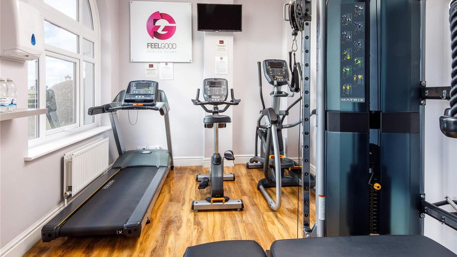 Mercure Gloucester Bowden Hall Hotel Health