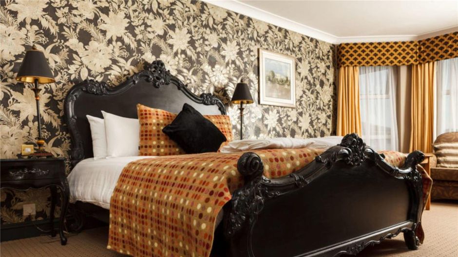 Mercure Bristol North The Grange Hotel Room