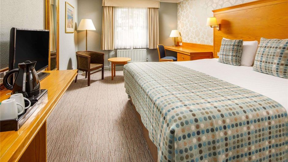 Mercure Bristol North The Grange Hotel Room