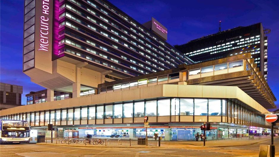 Mercure Manchester Piccadilly Hotel Exterior